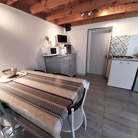 Ty Daou Gwez Bed & Breakfast Irodouer Luaran gambar