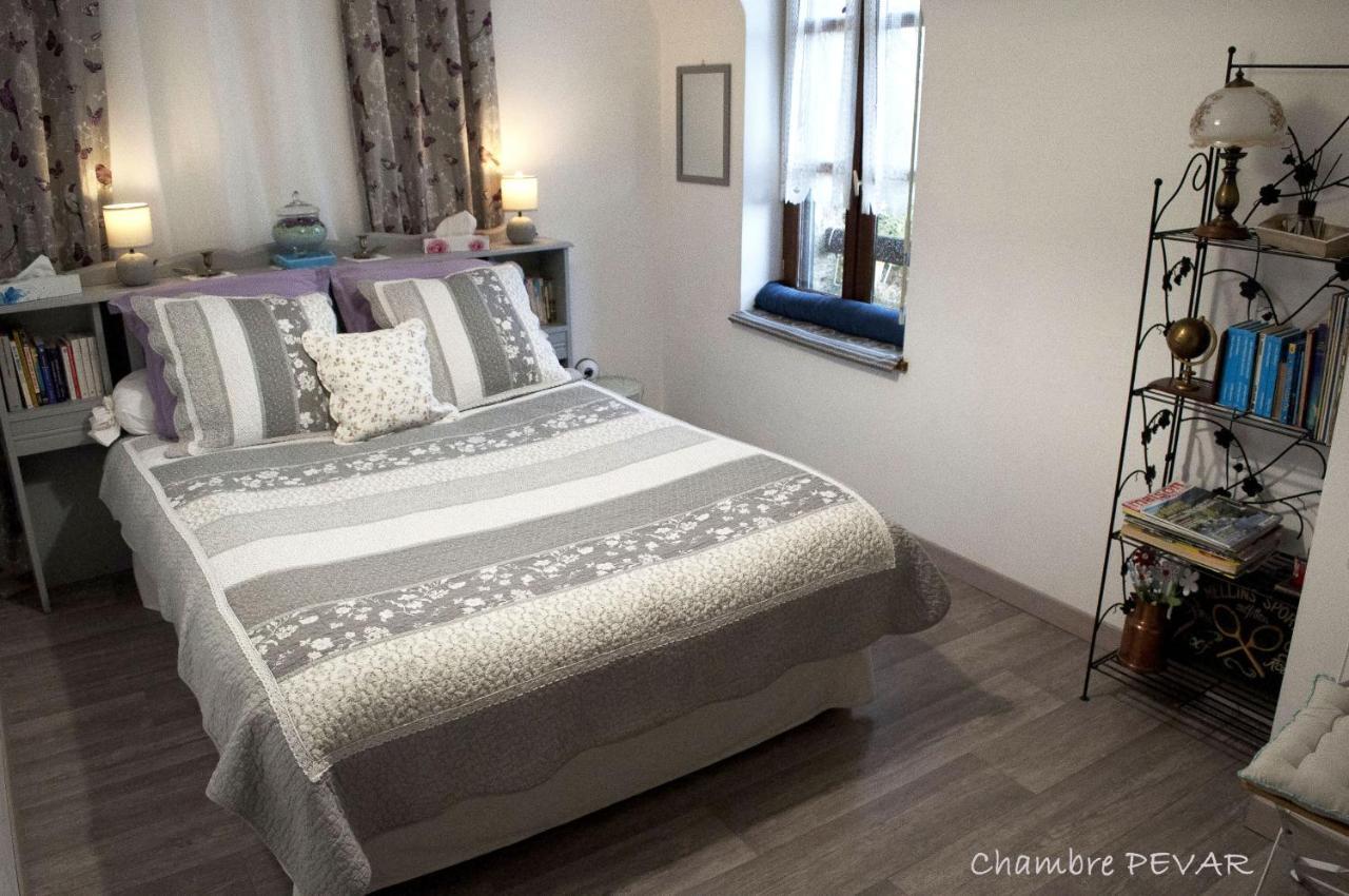 Ty Daou Gwez Bed & Breakfast Irodouer Luaran gambar