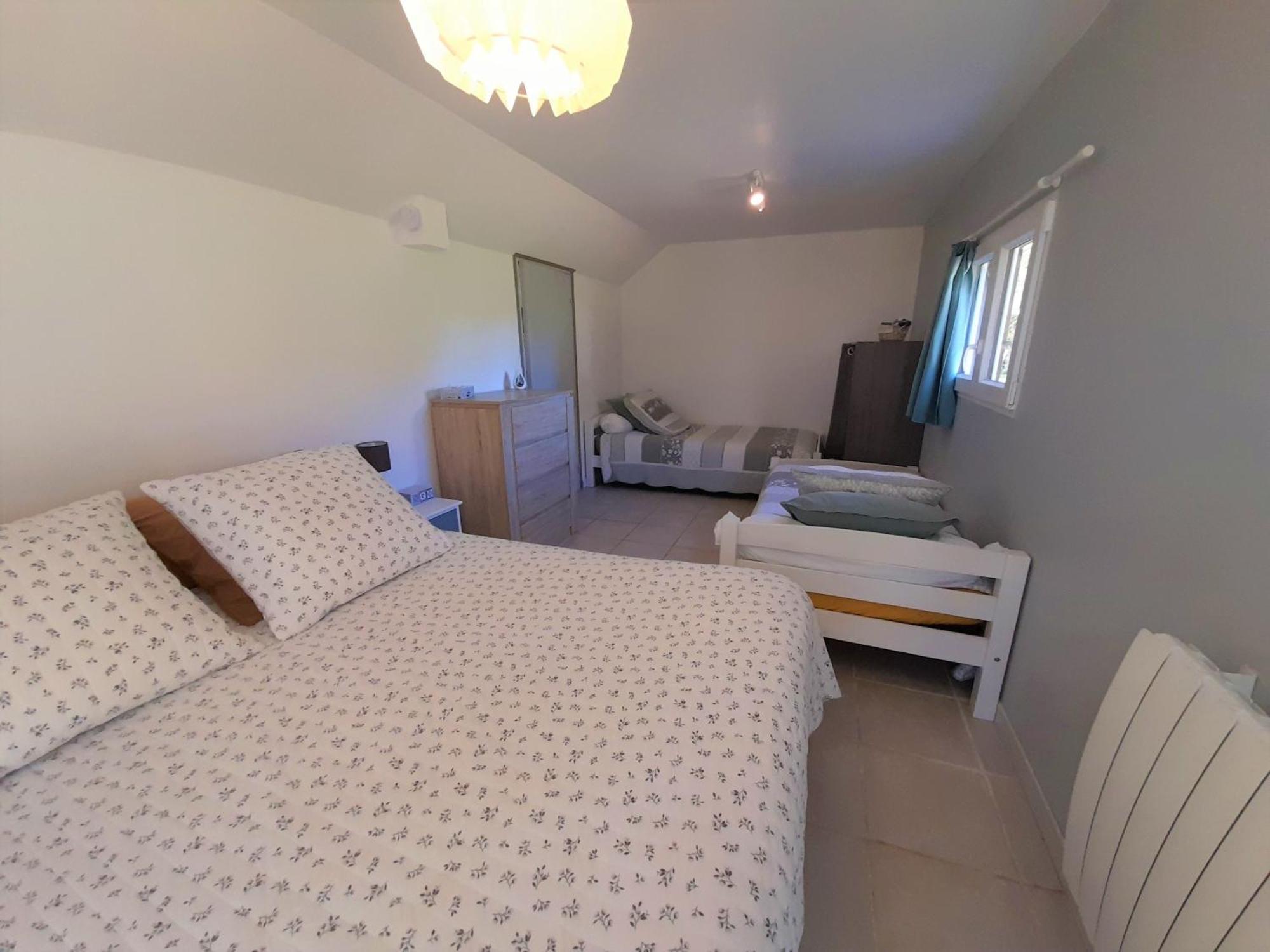 Ty Daou Gwez Bed & Breakfast Irodouer Luaran gambar