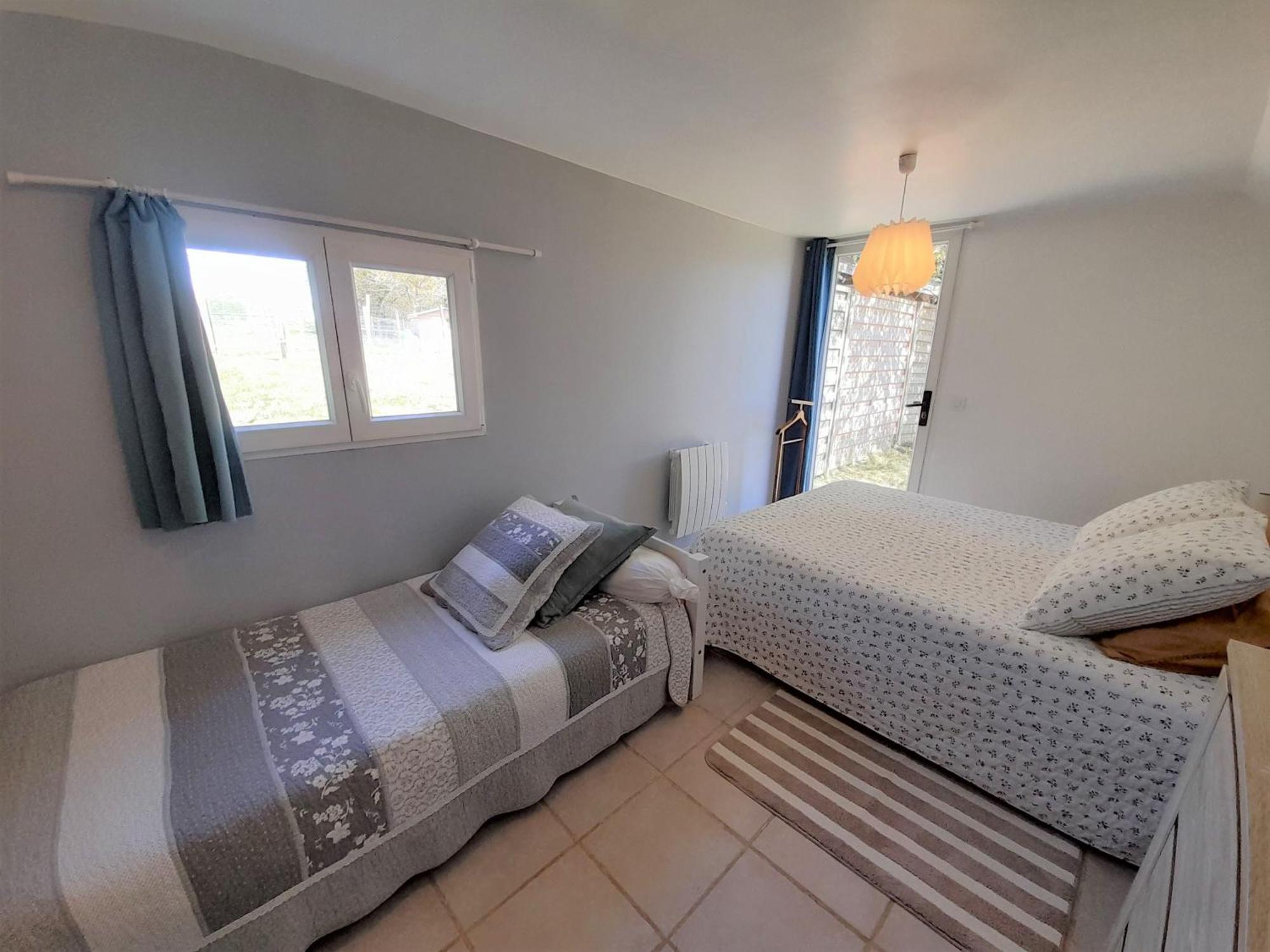 Ty Daou Gwez Bed & Breakfast Irodouer Luaran gambar